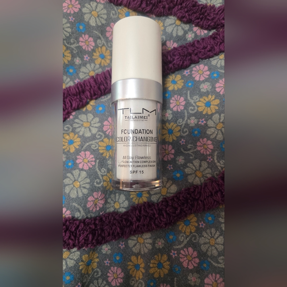TLM COLOR CHANGING FOUNDATION